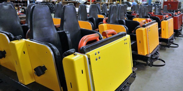 2019-2-11 Beast 40th Anniversay Trains.jpg (102.31 KiB) Viewed 2995 times 2019-2-11 Beast 40th Anniversay Trains.jpg